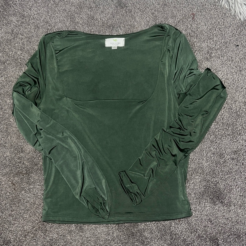 Green square neck top